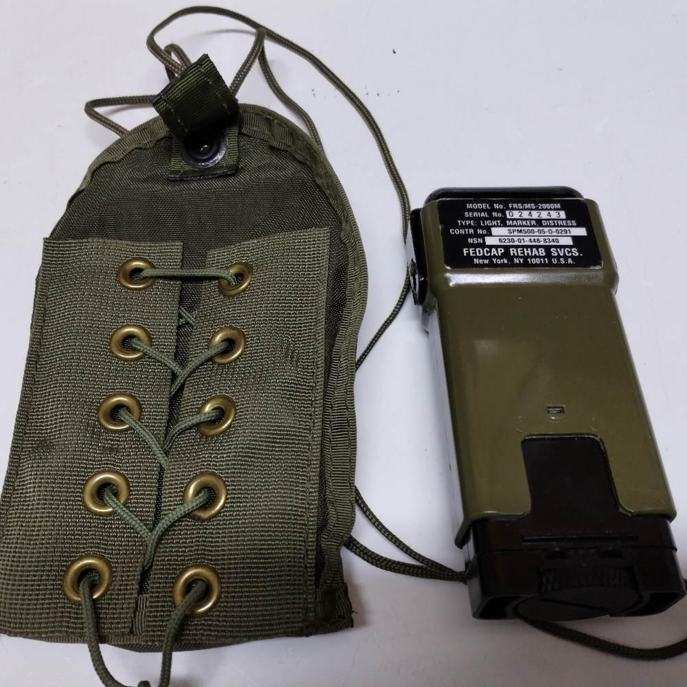 USGI MS-2000 strobe light marking beacon with RFI pouch